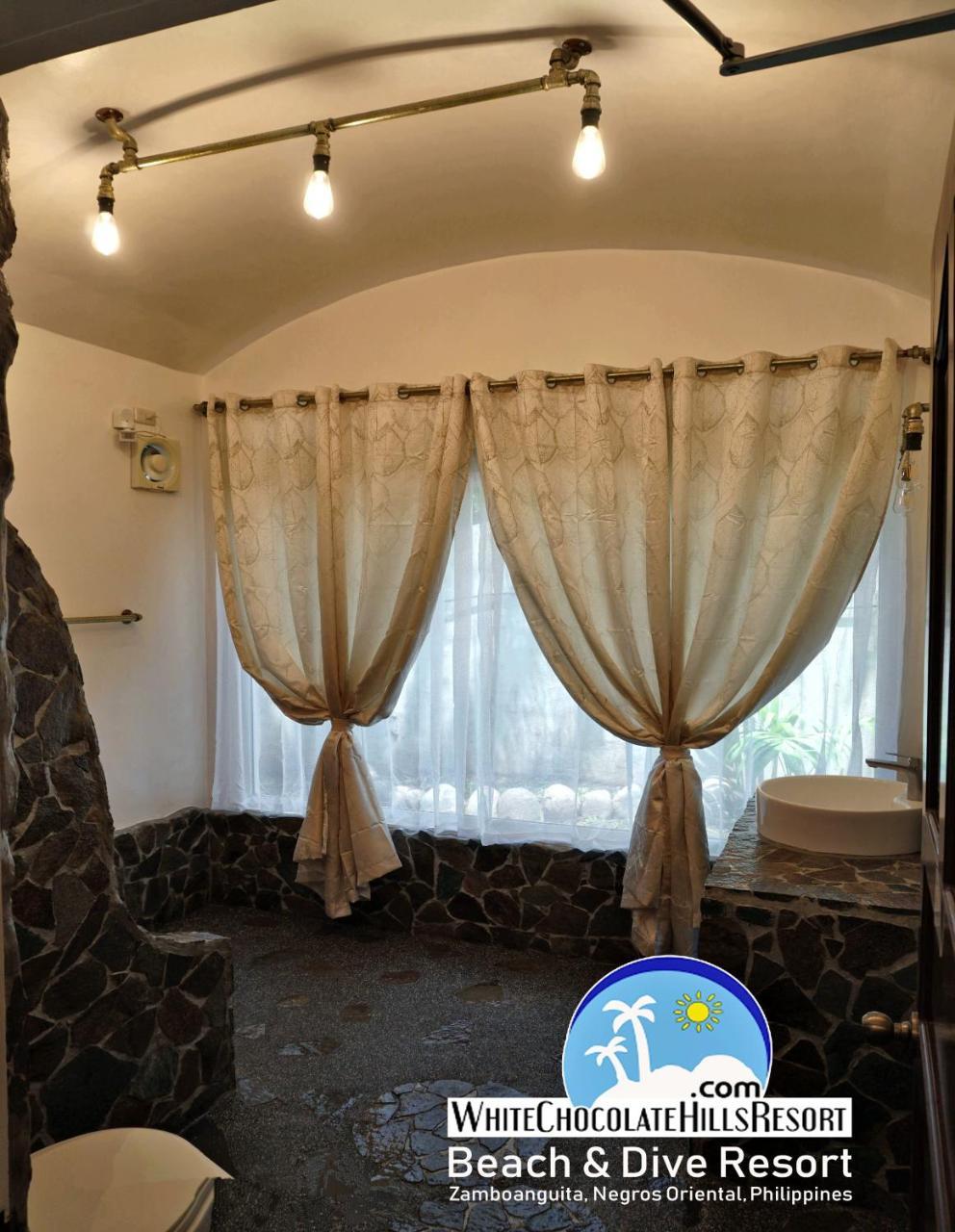 White Chocolate Hills Resort Zamboanguita  Zewnętrze zdjęcie